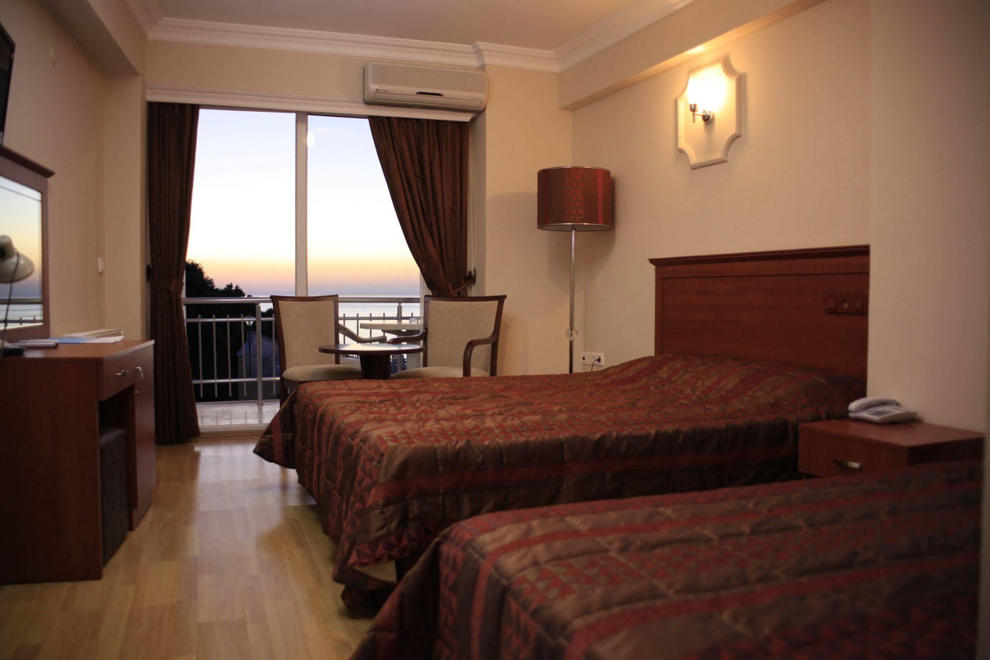 Dogalya Hotel Mudanya Bagian luar foto