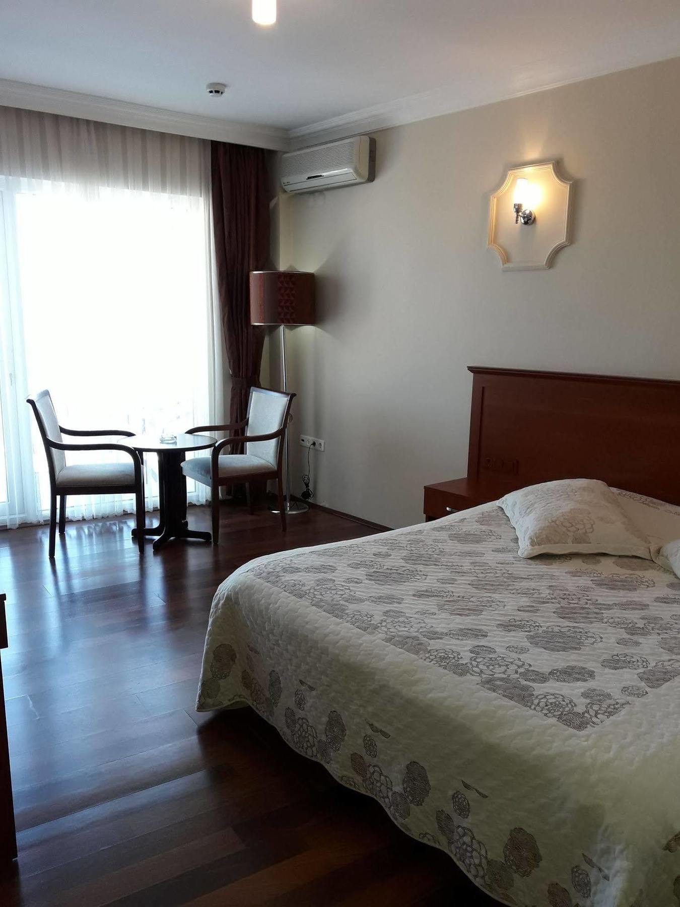 Dogalya Hotel Mudanya Bagian luar foto