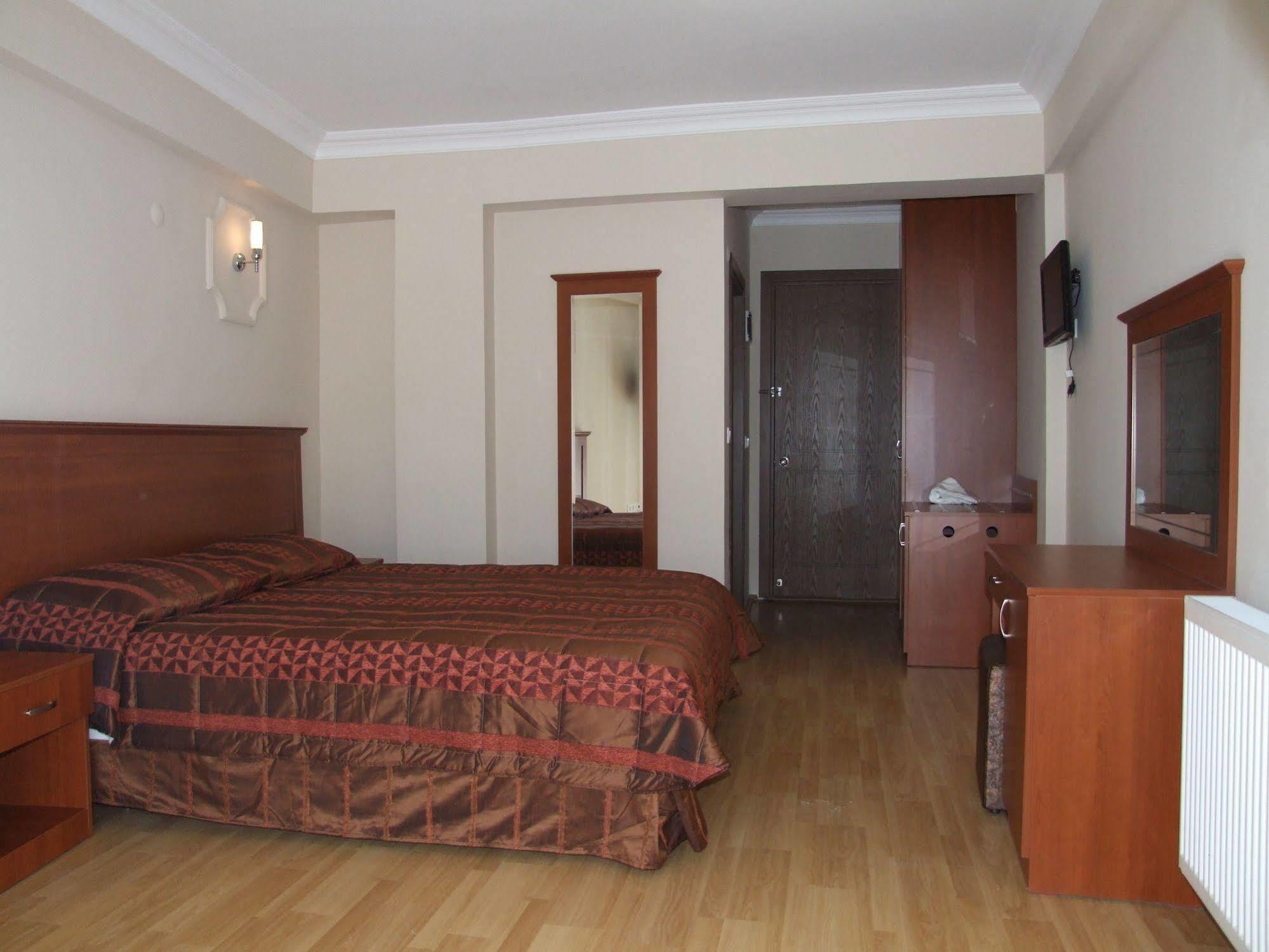 Dogalya Hotel Mudanya Bagian luar foto